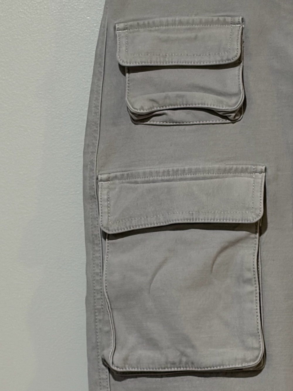 Aritzia WILFRED Free Picture Grey Cargo Wide Leg Utility Pants Size 2 - Picture 4 of 11